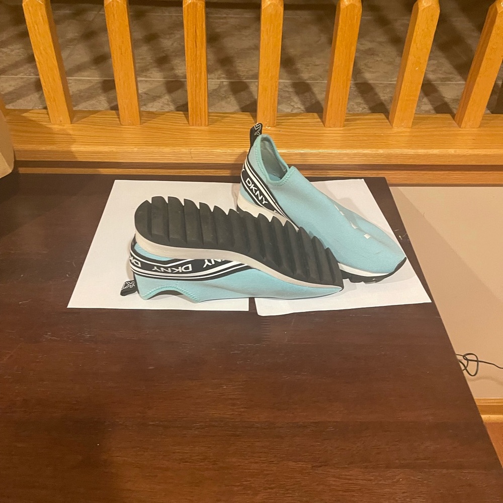 DKNY Aqua Slip-On Sneakers with Black Soles